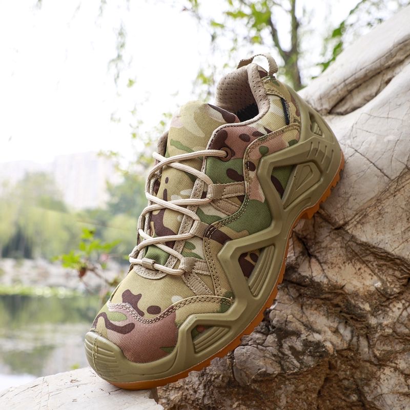 Low-cut desert combat boots, new snow tactical boots, outdoor Martin boots, hiking boots, non-slip boots, labor protection shoes